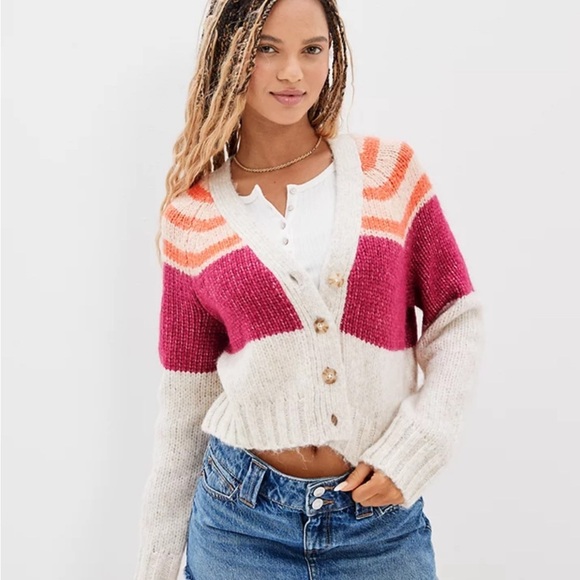 American Eagle crop Cardigan Medium new - Picture 1 of 7